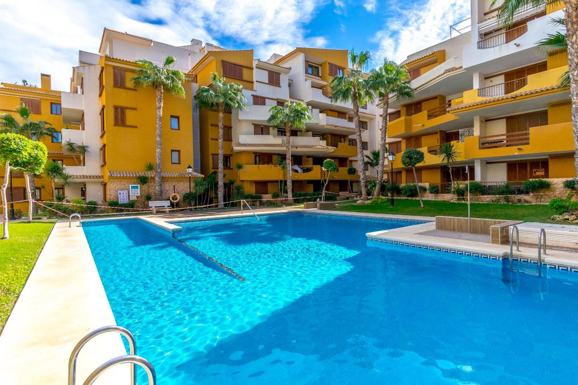 Punta Prima - Sun & Beach & Golf & Bike - Spanish South-Facing Terrace Apartment - La Recoleta - By The Sea Torrevieja Zewnętrze zdjęcie