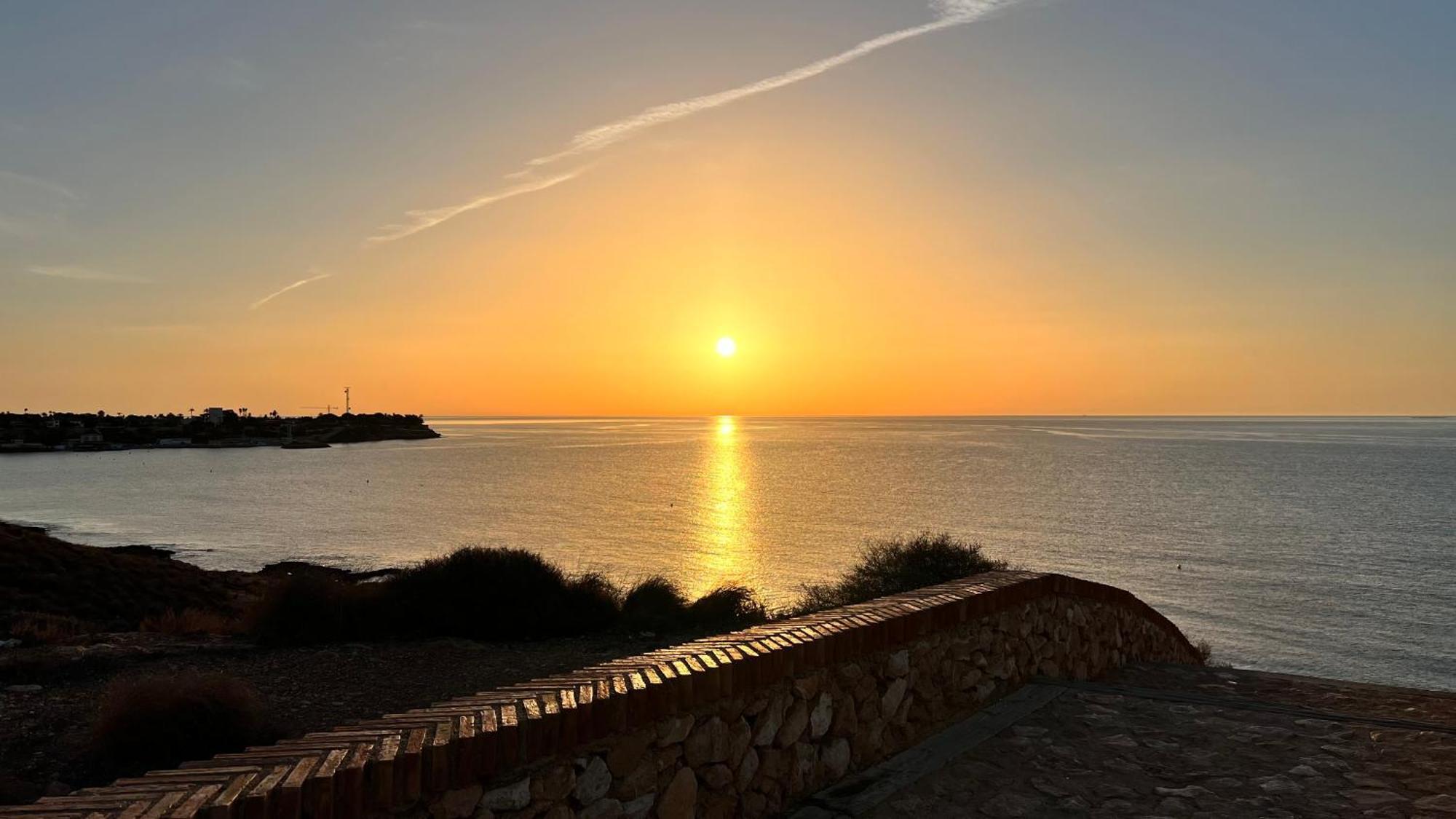 Punta Prima - Sun & Beach & Golf & Bike - Spanish South-Facing Terrace Apartment - La Recoleta - By The Sea Torrevieja Zewnętrze zdjęcie